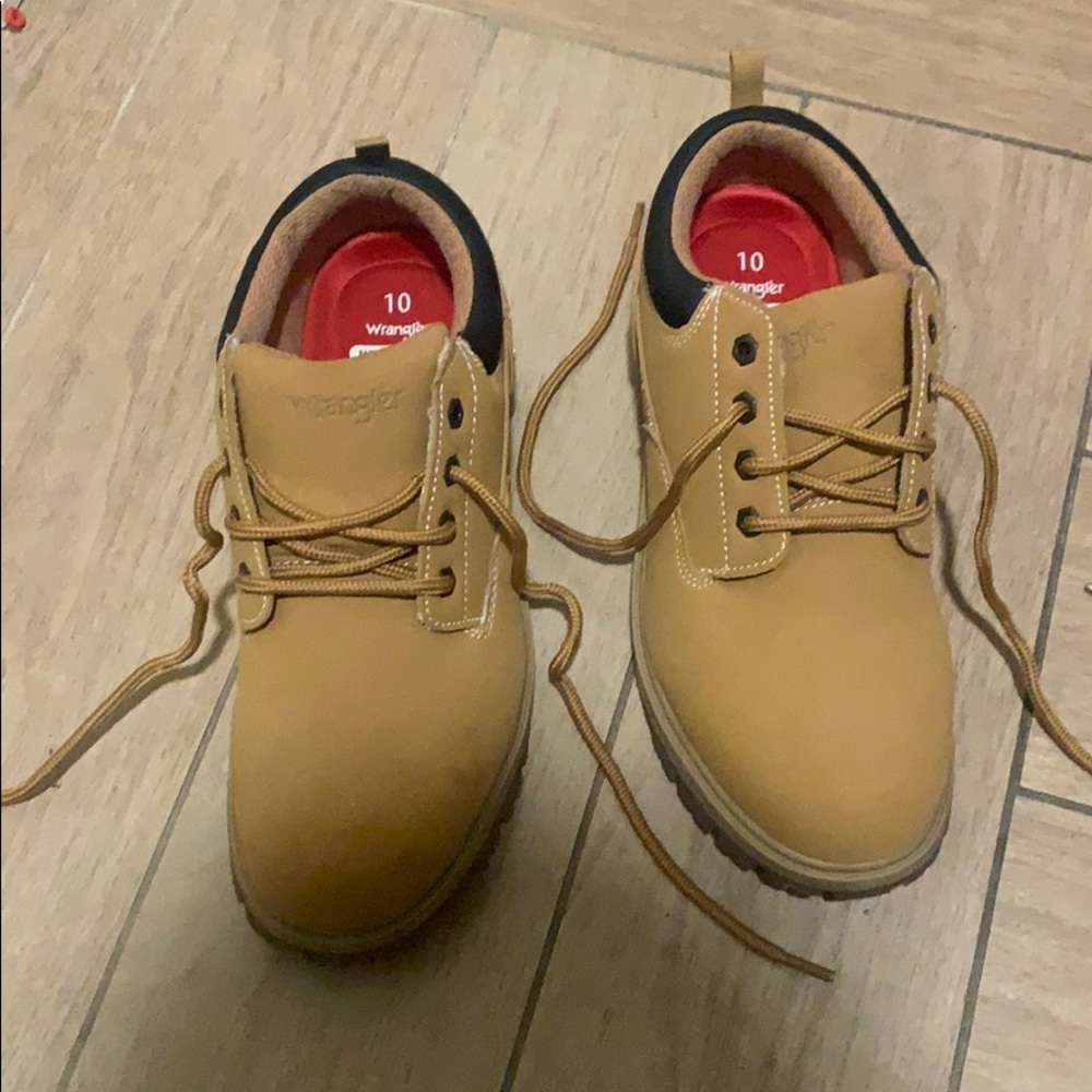 Wrangler memory foam boots